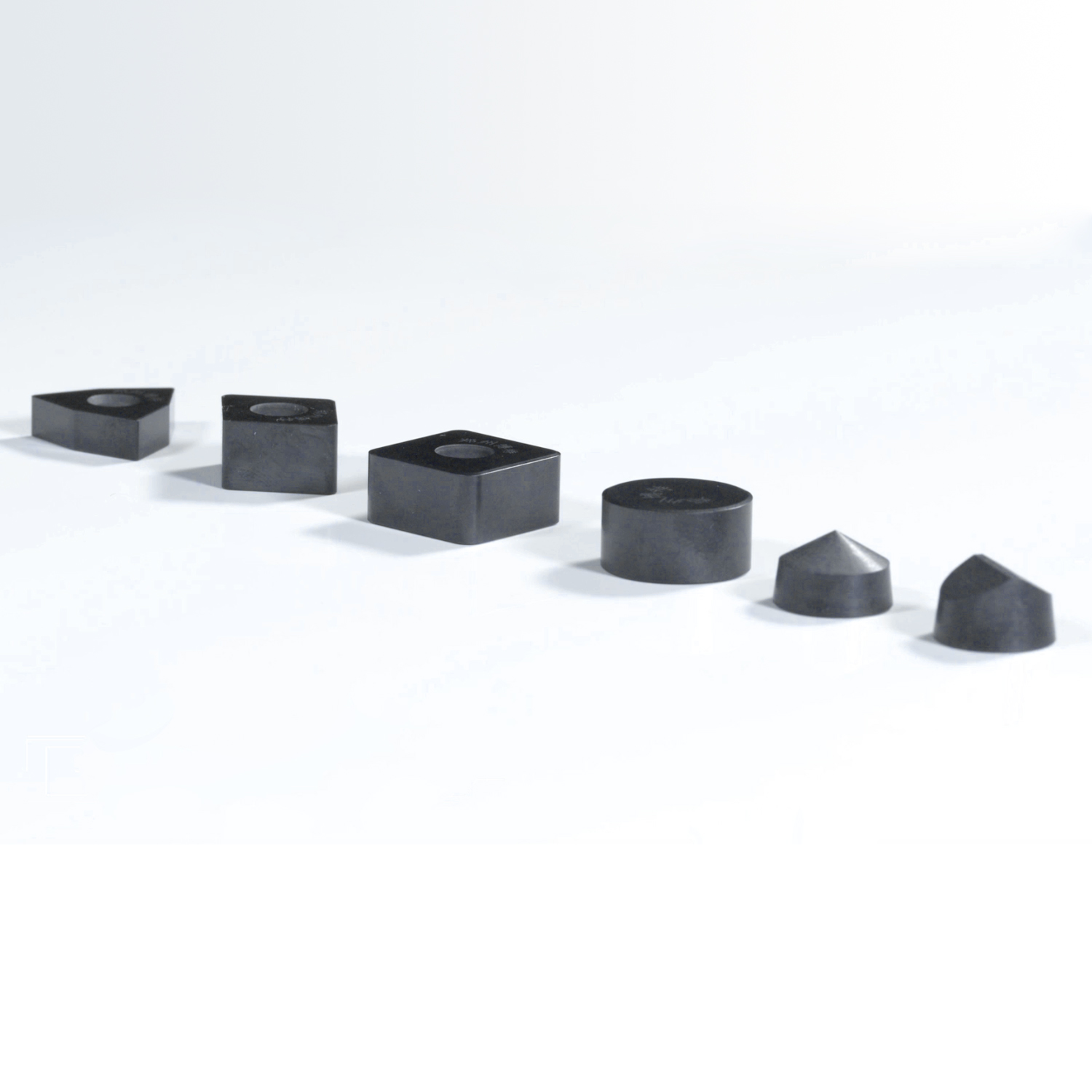 立方氮化硼刀片：干切還是濕切？